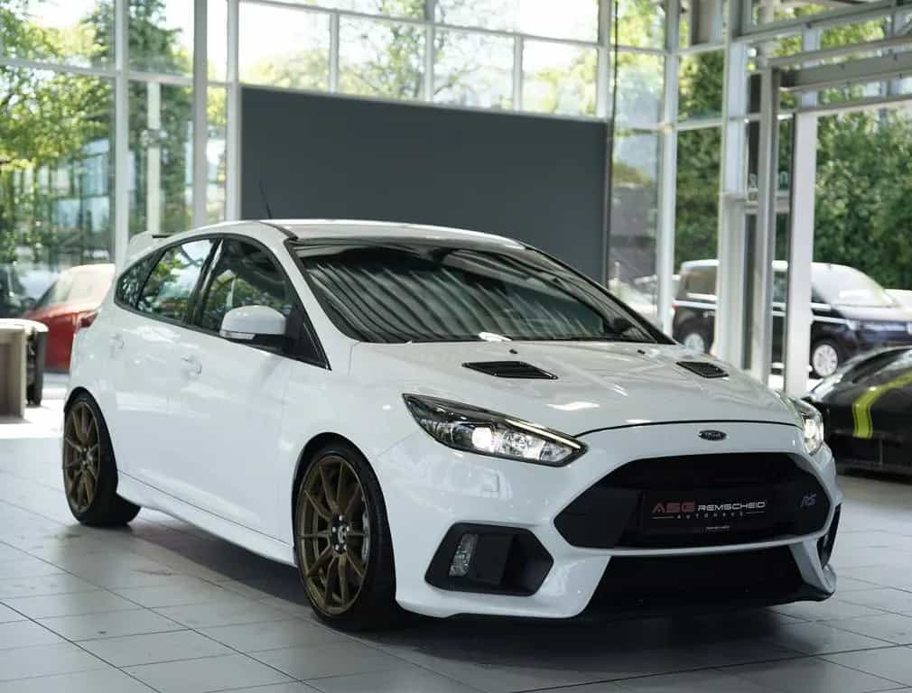 Ford Focus RS *19 Zoll *Recaro*MILLTEK*Navi*Öhlins* 05/2016-photo-5