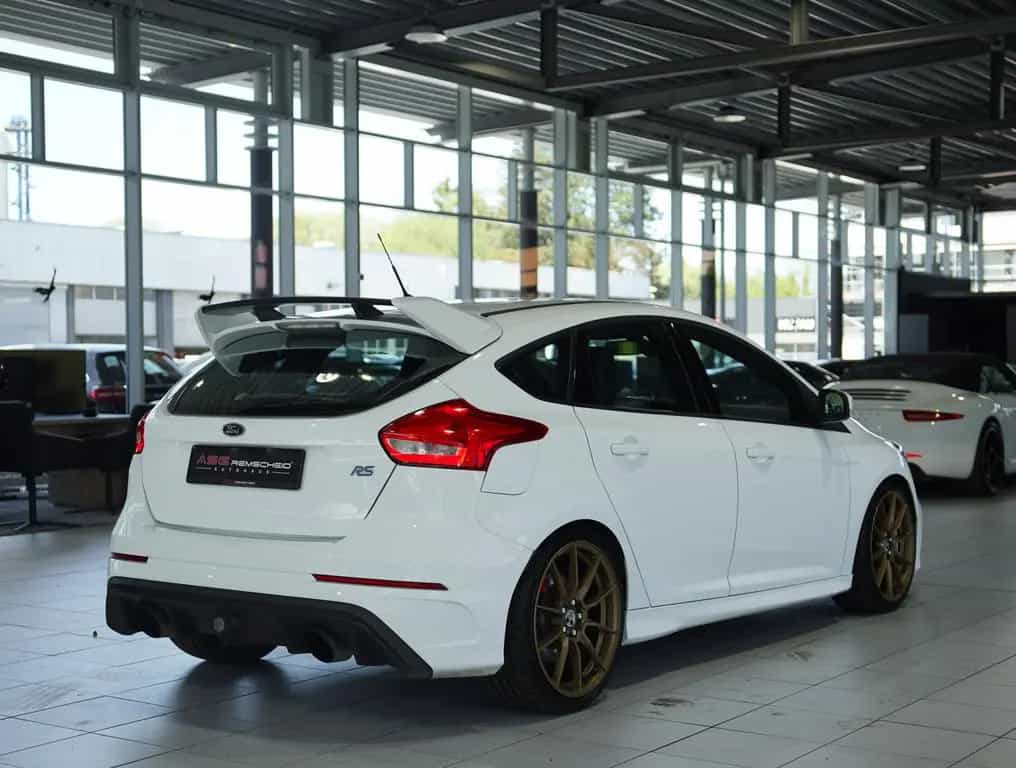 Ford Focus RS *19 Zoll *Recaro*MILLTEK*Navi*Öhlins* 05/2016-photo-7