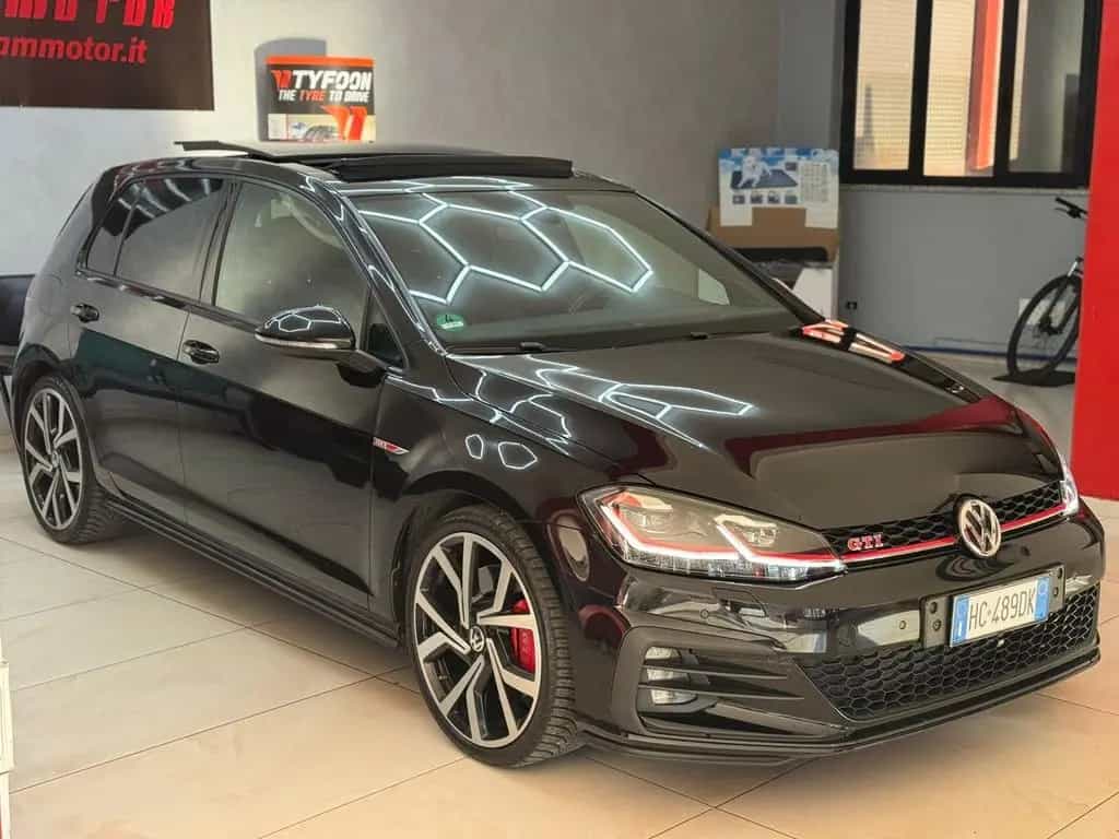 Volkswagen Golf GTI Performance 2.0 245 CV TSI 5 10/2017-photo-0