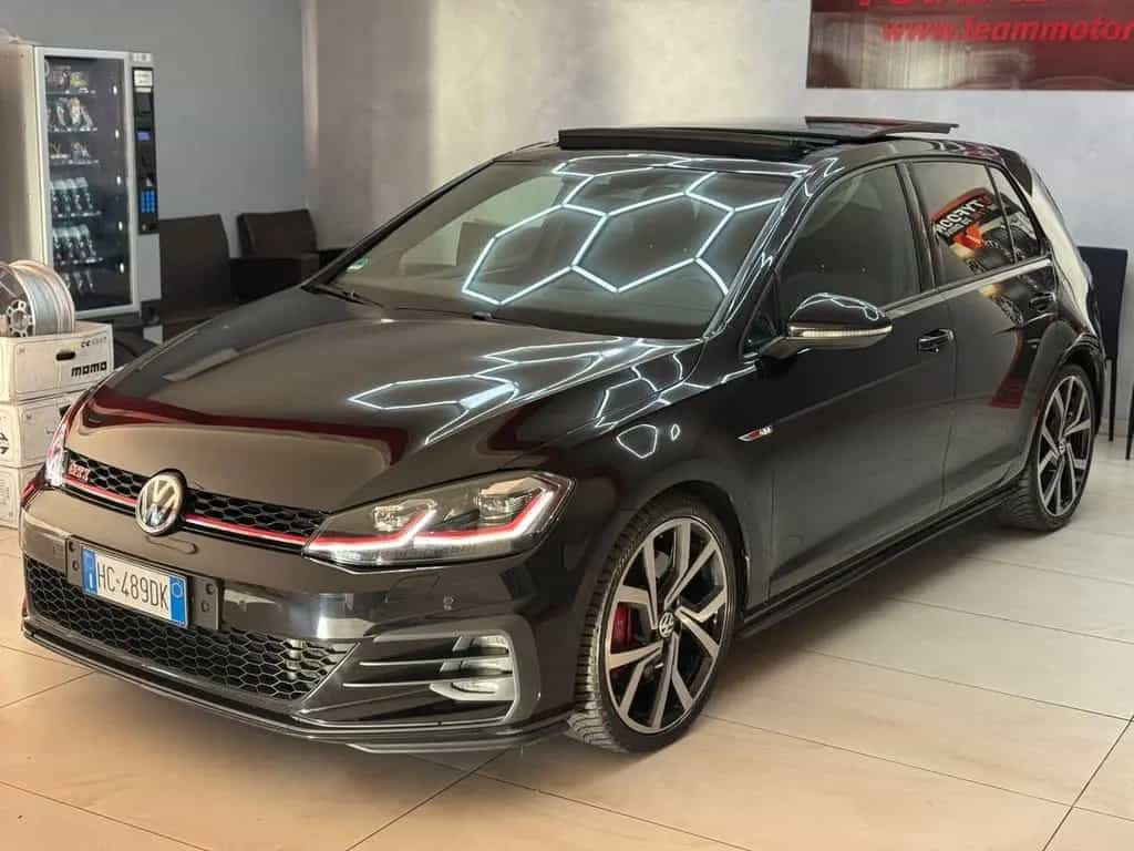 Volkswagen Golf GTI Performance 2.0 245 CV TSI 5 10/2017-photo-2