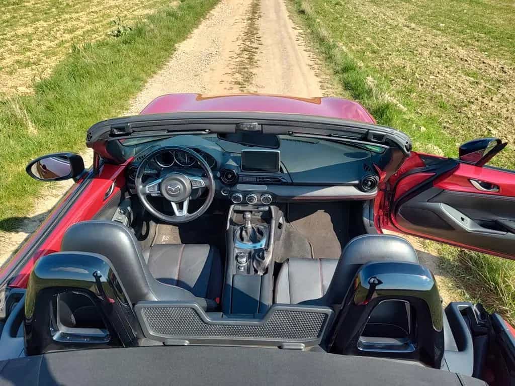 Mazda MX-5 1.5 SKYACTIV-G 132 Exclusive-Line 05/2017-photo-10