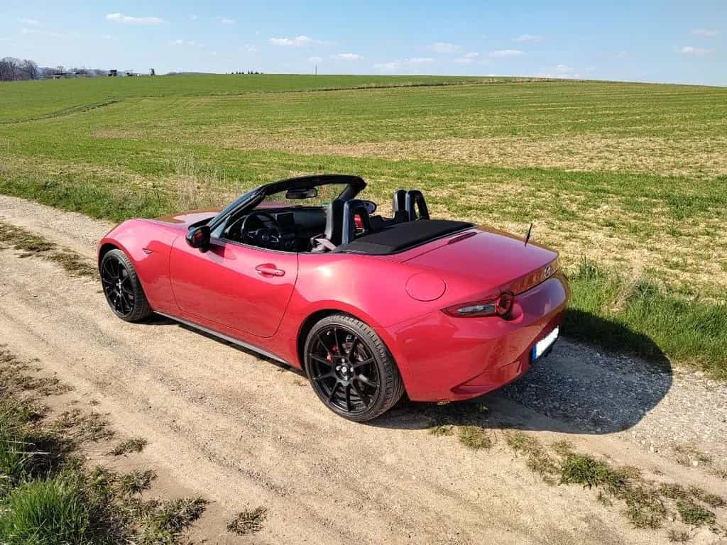 Mazda MX-5 1.5 SKYACTIV-G 132 Exclusive-Line 05/2017-photo-2
