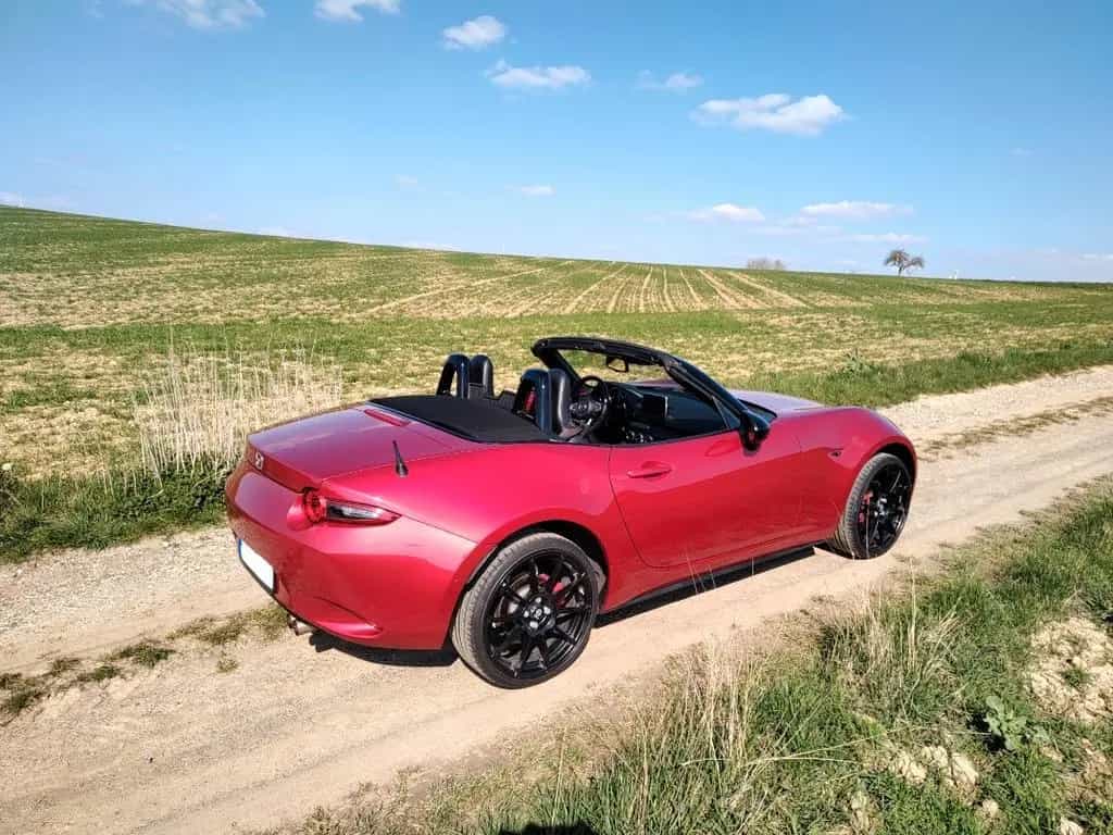 Mazda MX-5 1.5 SKYACTIV-G 132 Exclusive-Line 05/2017-photo-4