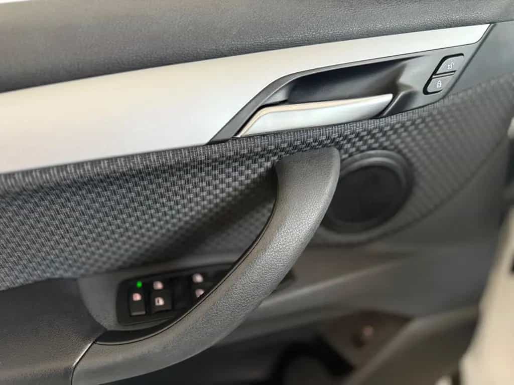BMW X1 sDrive 18 I Advantage*PANO*STANDHEIZUNG*LED* 12/2019-photo-11