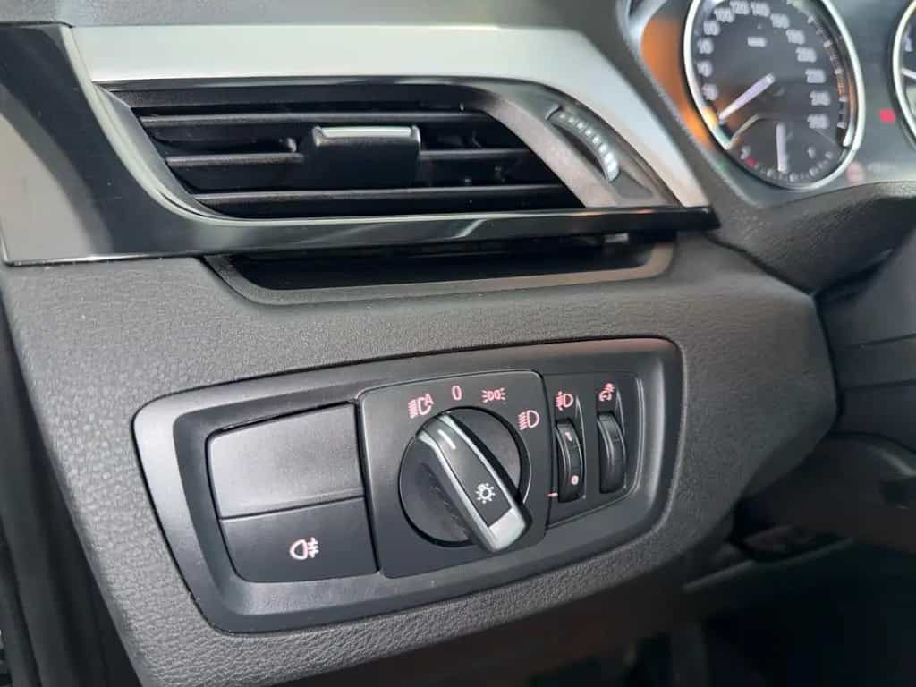 BMW X1 sDrive 18 I Advantage*PANO*STANDHEIZUNG*LED* 12/2019-photo-13