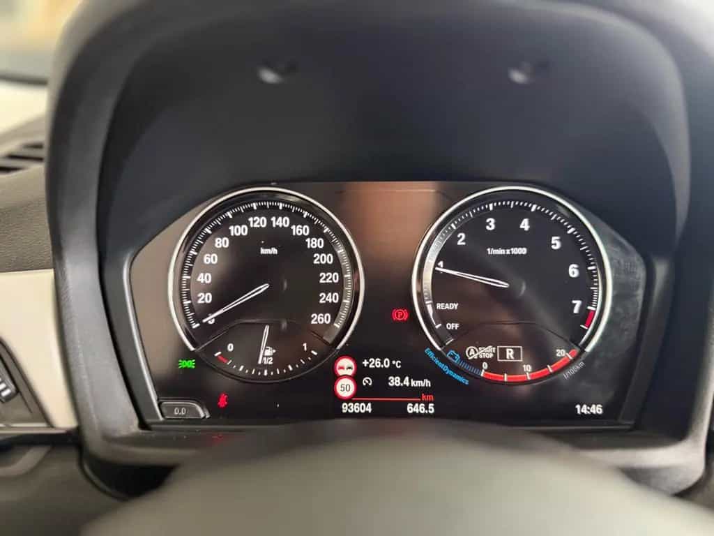 BMW X1 sDrive 18 I Advantage*PANO*STANDHEIZUNG*LED* 12/2019-photo-18