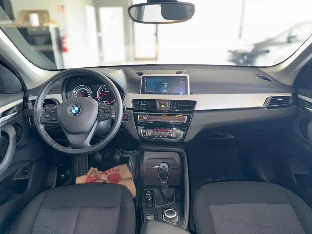 BMW X1 sDrive 18 I Advantage*PANO*STANDHEIZUNG*LED* 12/2019-photo-2