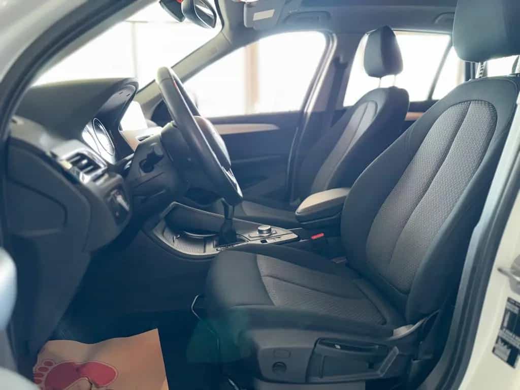 BMW X1 sDrive 18 I Advantage*PANO*STANDHEIZUNG*LED* 12/2019-photo-21