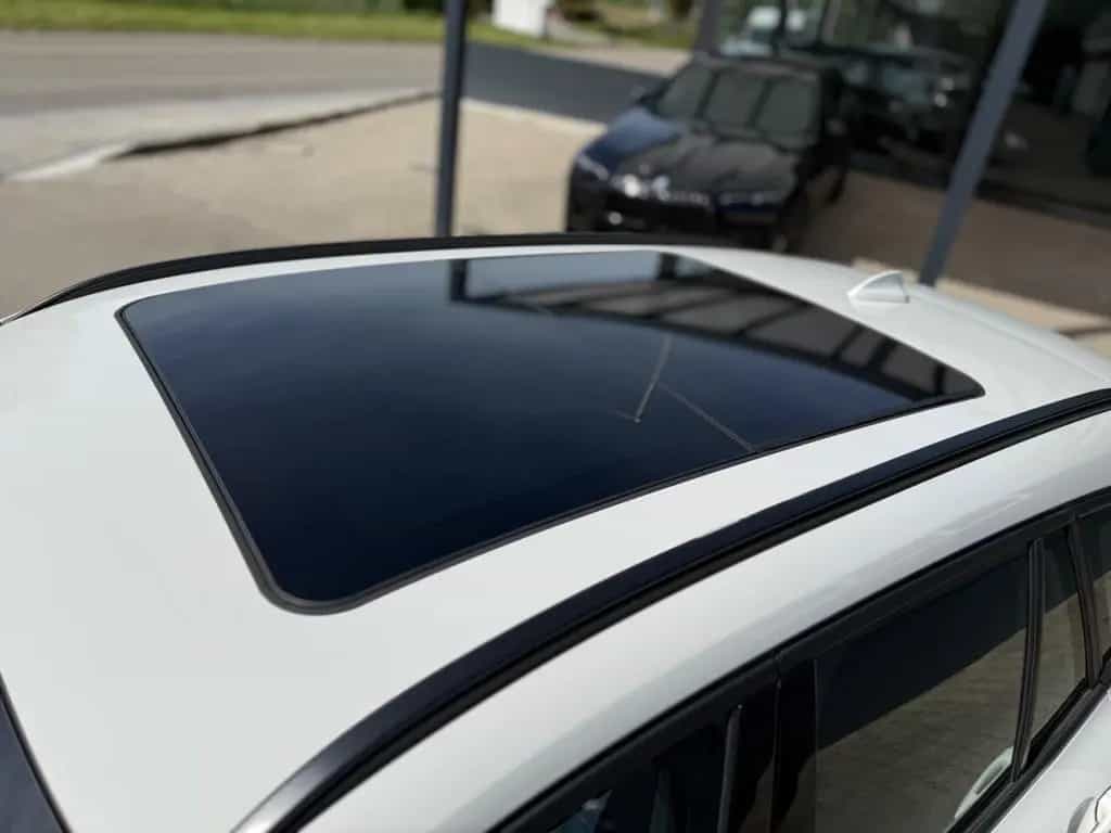 BMW X1 sDrive 18 I Advantage*PANO*STANDHEIZUNG*LED* 12/2019-photo-3