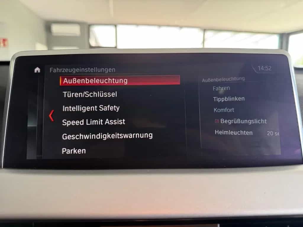 BMW X1 sDrive 18 I Advantage*PANO*STANDHEIZUNG*LED* 12/2019-photo-36