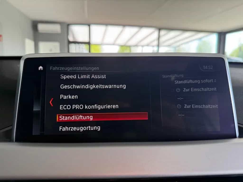 BMW X1 sDrive 18 I Advantage*PANO*STANDHEIZUNG*LED* 12/2019-photo-37