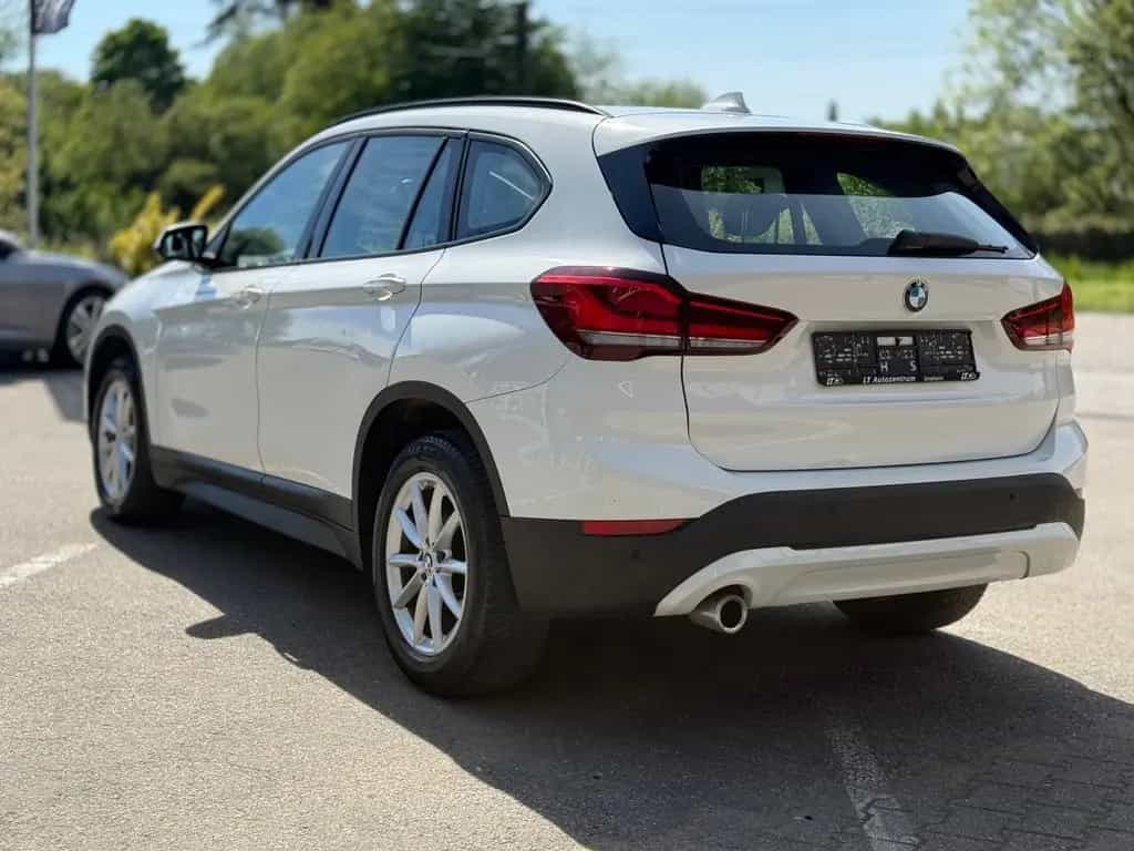BMW X1 sDrive 18 I Advantage*PANO*STANDHEIZUNG*LED* 12/2019-photo-9