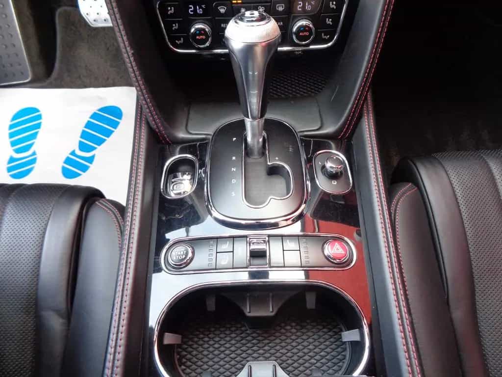 Bentley Continental GTC 6.0 W12 06/2017-photo-16