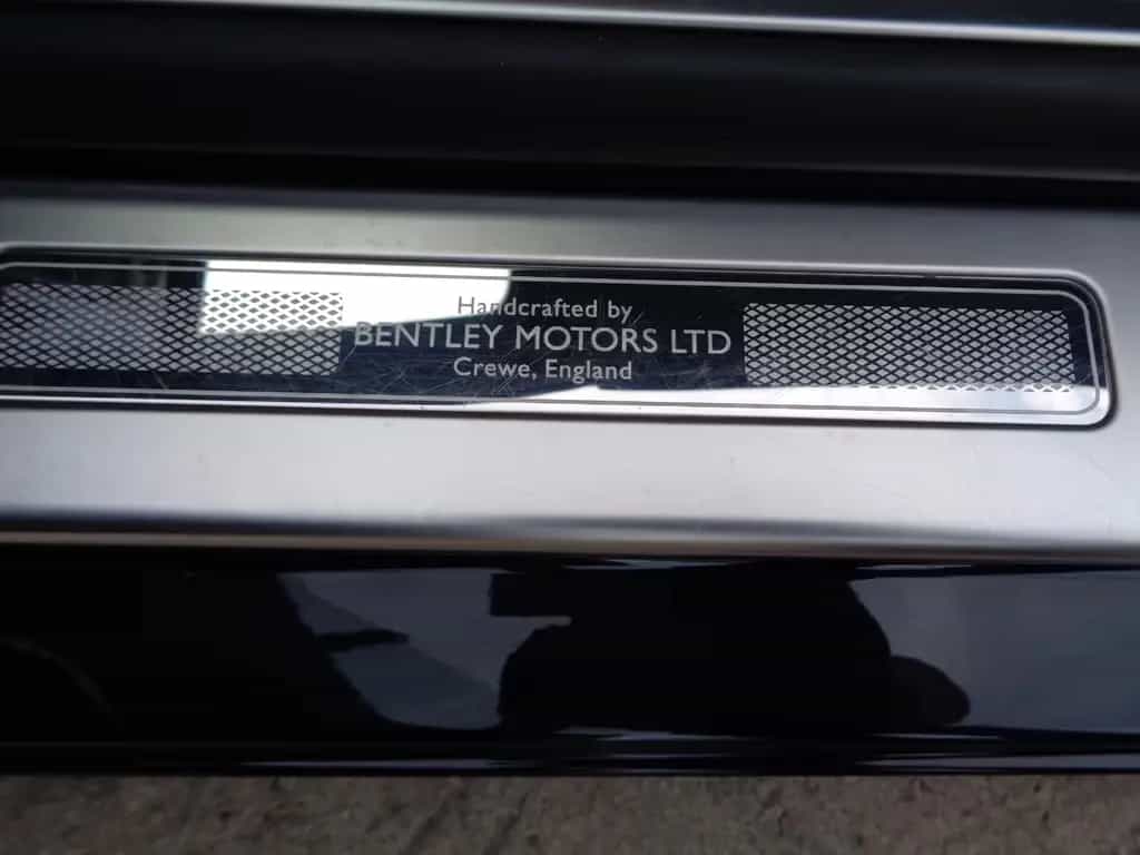 Bentley Continental GTC 6.0 W12 06/2017-photo-18