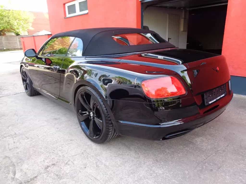 Bentley Continental GTC 6.0 W12 06/2017-photo-2
