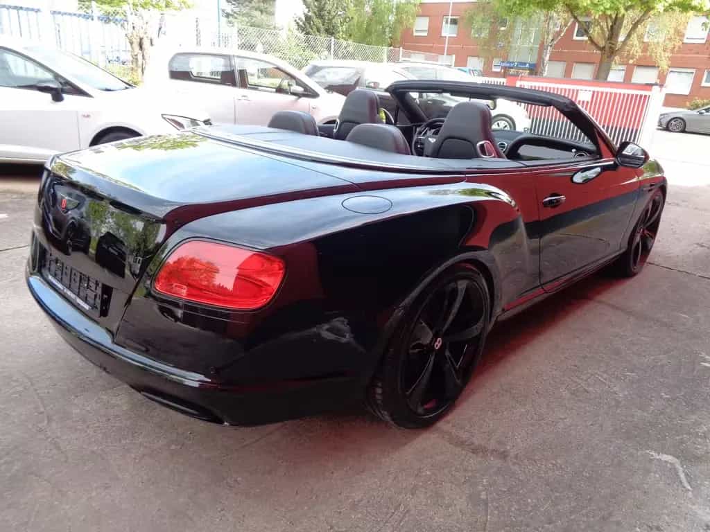 Bentley Continental GTC 6.0 W12 06/2017-photo-22