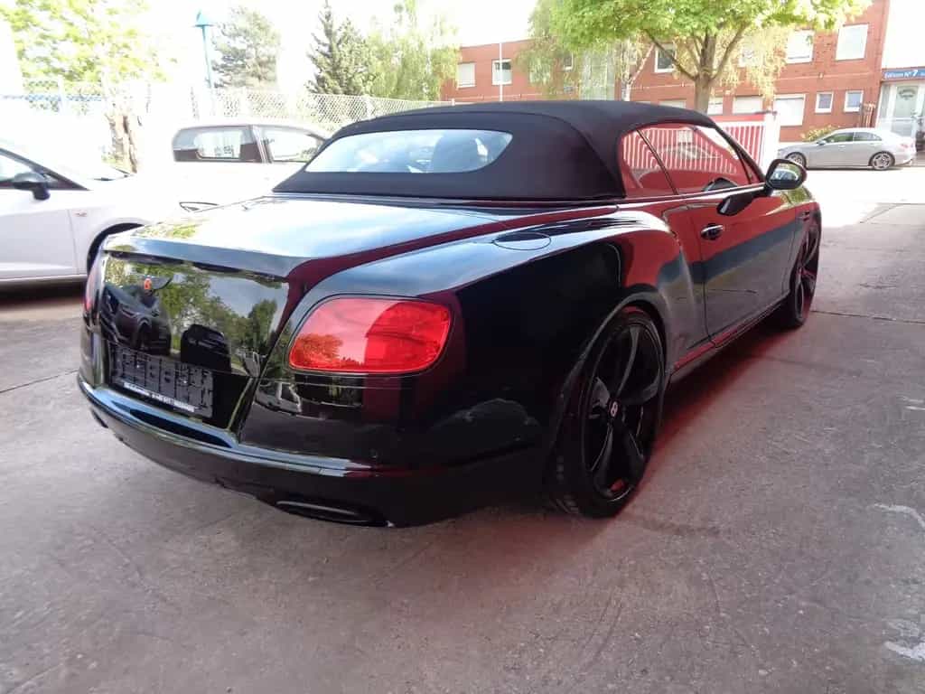 Bentley Continental GTC 6.0 W12 06/2017-photo-4
