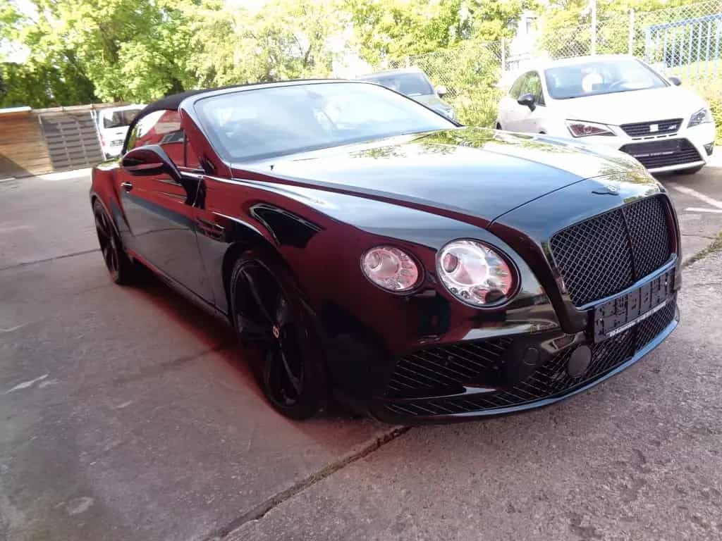Bentley Continental GTC 6.0 W12 06/2017-photo-5
