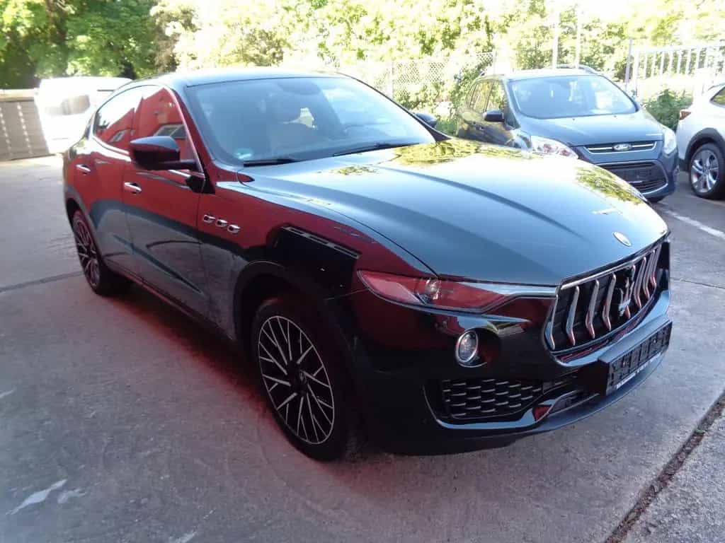 Maserati Levante Q4 3.0 V6 DIESEL NAVI*XENON*PANO*LUFT 03/2018-photo-5