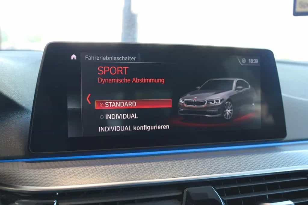 BMW 520 d M Sport Standheizung Hifi Keyless 360 10/2018-photo-20