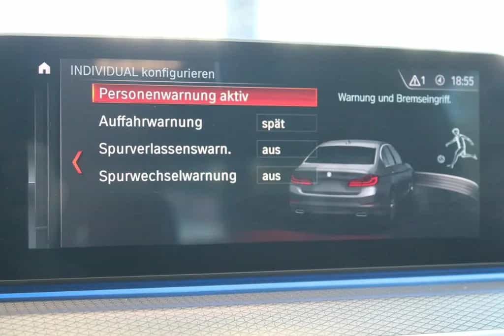 BMW 520 d M Sport Standheizung Hifi Keyless 360 10/2018-photo-28