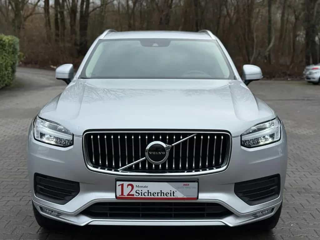 Volvo XC 90 Momentum Pro AWD Garantie* 7 Sitzer* 12/2020-photo-3