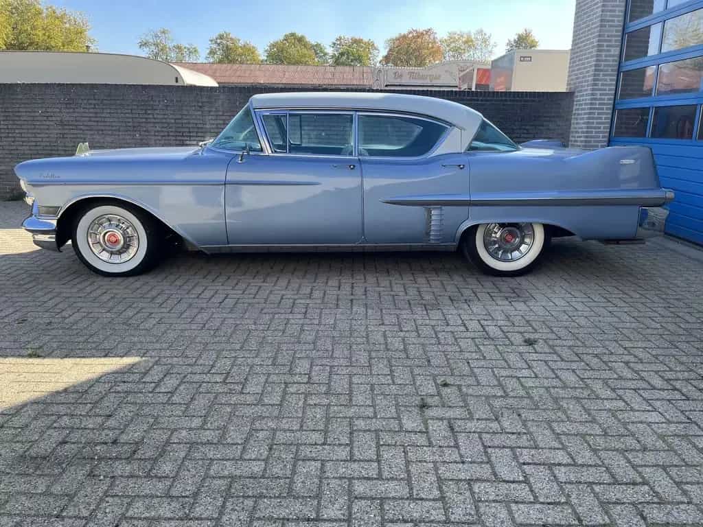 Cadillac Series 62 Sedan de Ville Hardtop 02/1957-photo-5