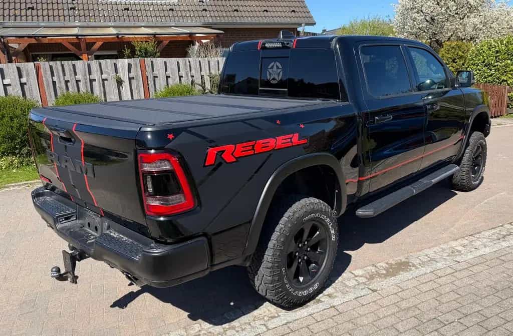 Dodge RAM REBEL 5,7 HEMI 4x4 BODY LIFT 05/2021-photo-17