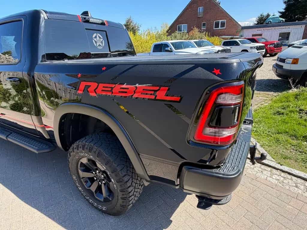 Dodge RAM REBEL 5,7 HEMI 4x4 BODY LIFT 05/2021-photo-22