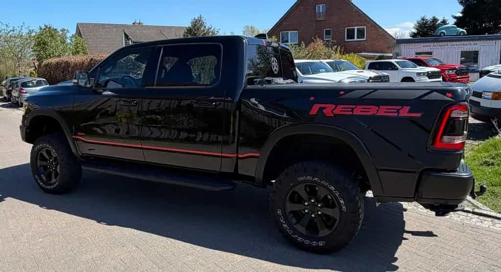 Dodge RAM REBEL 5,7 HEMI 4x4 BODY LIFT 05/2021-photo-25