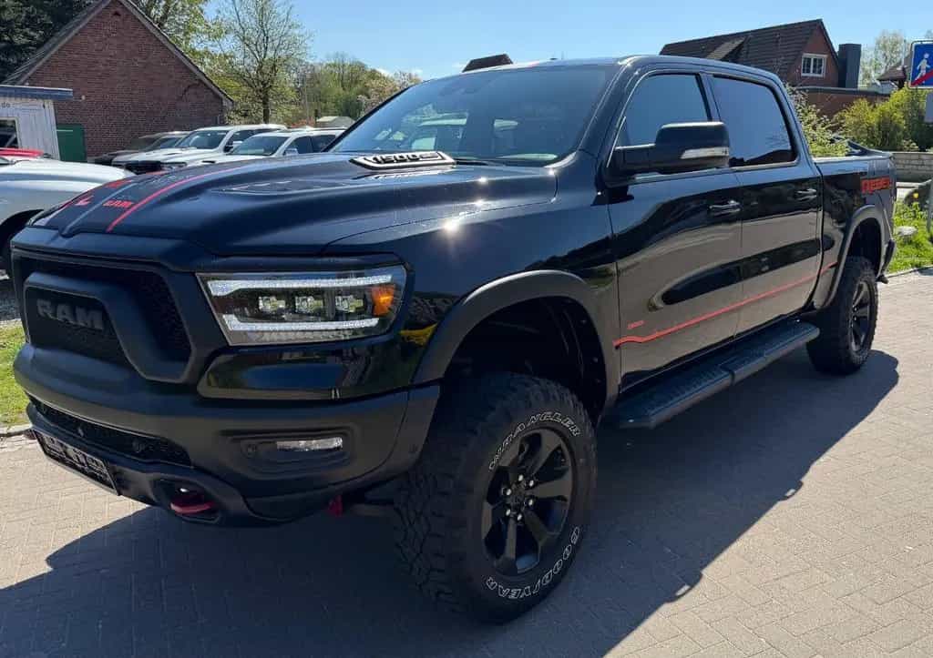 Dodge RAM REBEL 5,7 HEMI 4x4 BODY LIFT 05/2021-photo-4