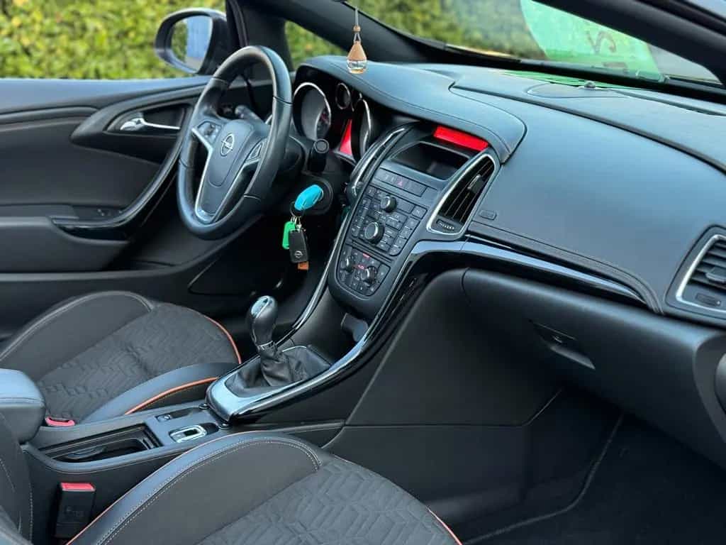 Opel Cascada Innovation ecoFlex TÜV* PDC* LEDER* 03/2016-photo-19