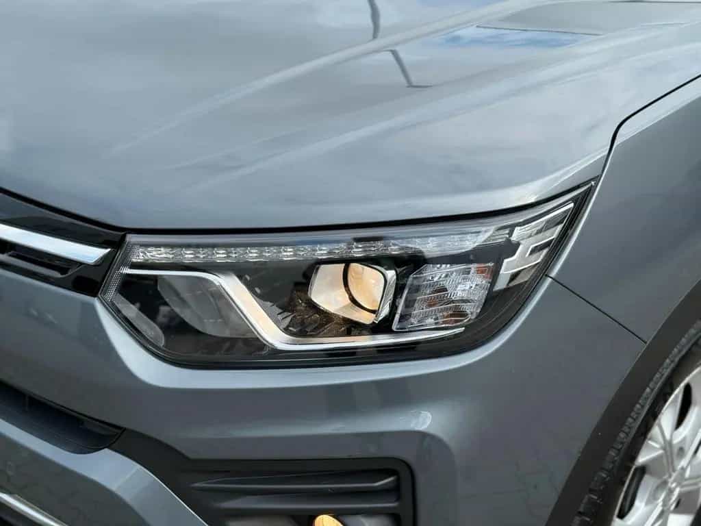Ssangyong Tivoli 1.2 T-GDi Lenkradhz.* Navi* Kamera* Leder 05/2022-photo-12