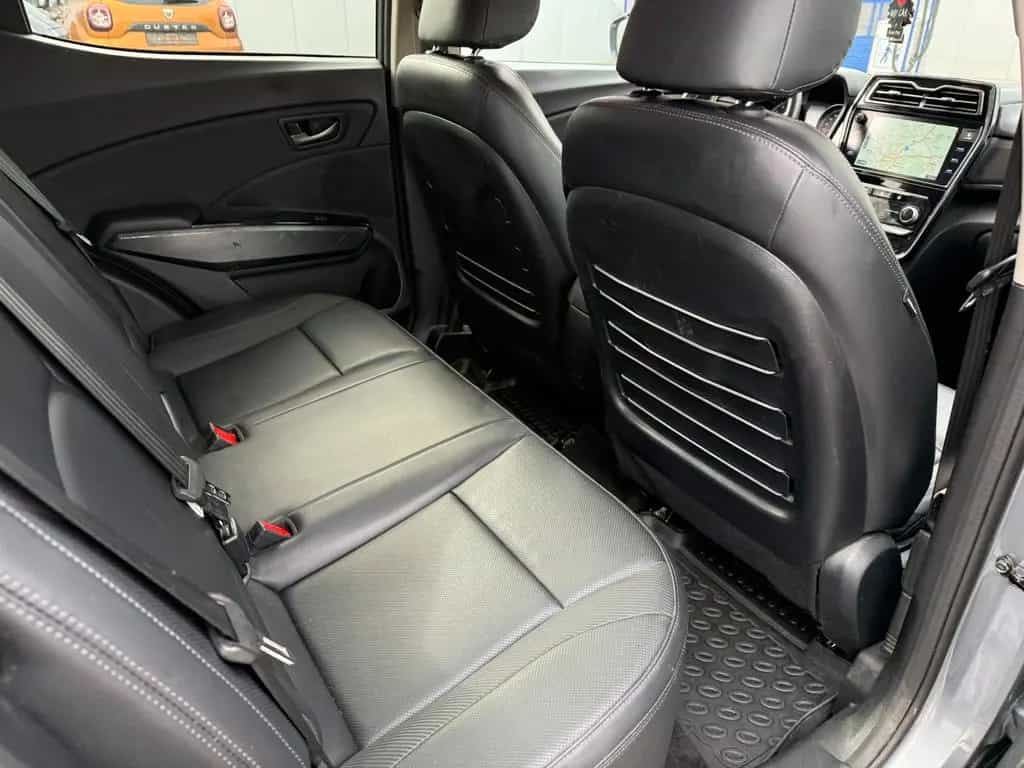 Ssangyong Tivoli 1.2 T-GDi Lenkradhz.* Navi* Kamera* Leder 05/2022-photo-23