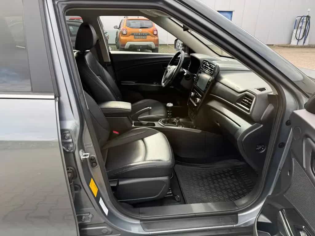 Ssangyong Tivoli 1.2 T-GDi Lenkradhz.* Navi* Kamera* Leder 05/2022-photo-24