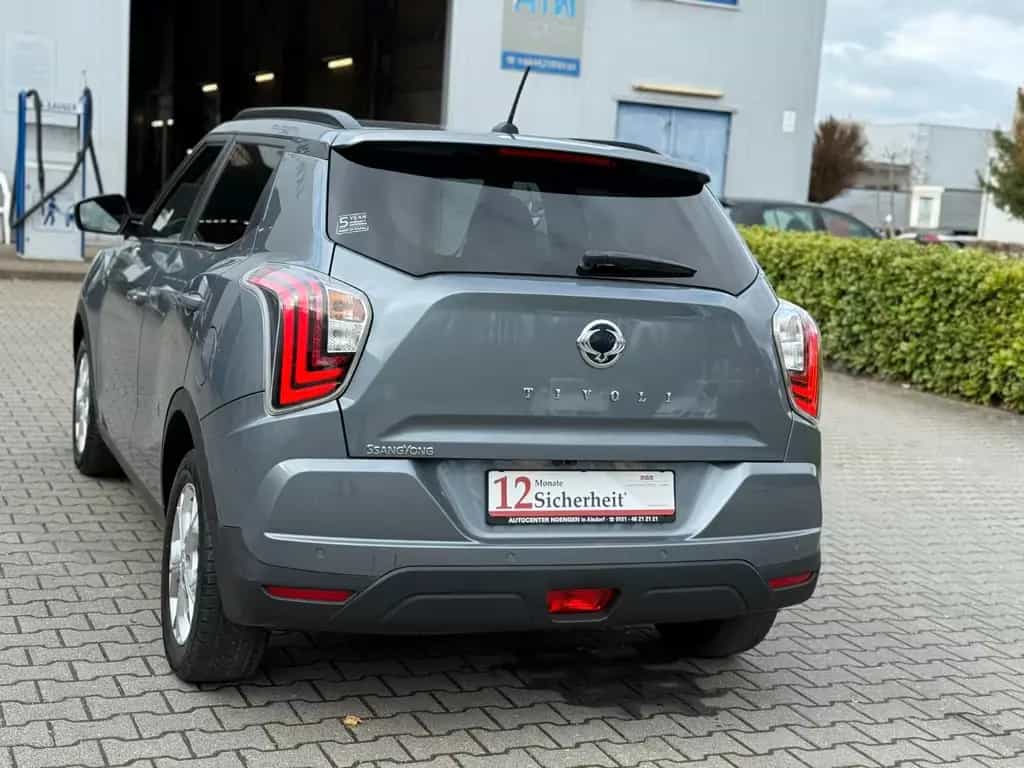 Ssangyong Tivoli 1.2 T-GDi Lenkradhz.* Navi* Kamera* Leder 05/2022-photo-8