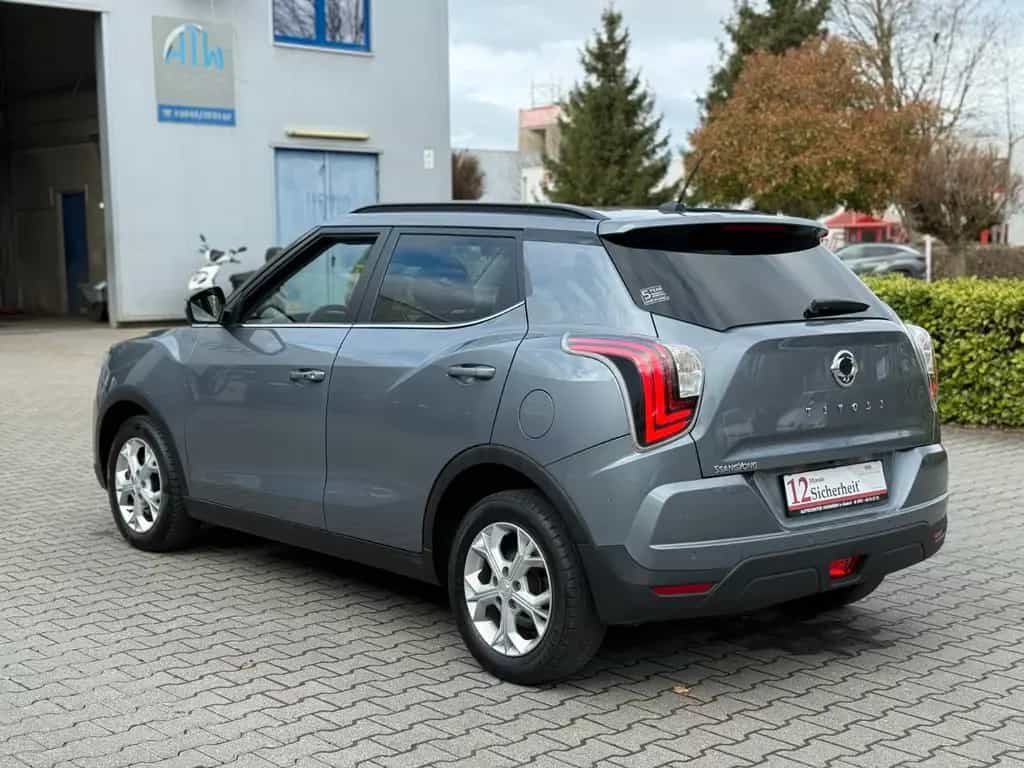Ssangyong Tivoli 1.2 T-GDi Lenkradhz.* Navi* Kamera* Leder 05/2022-photo-9