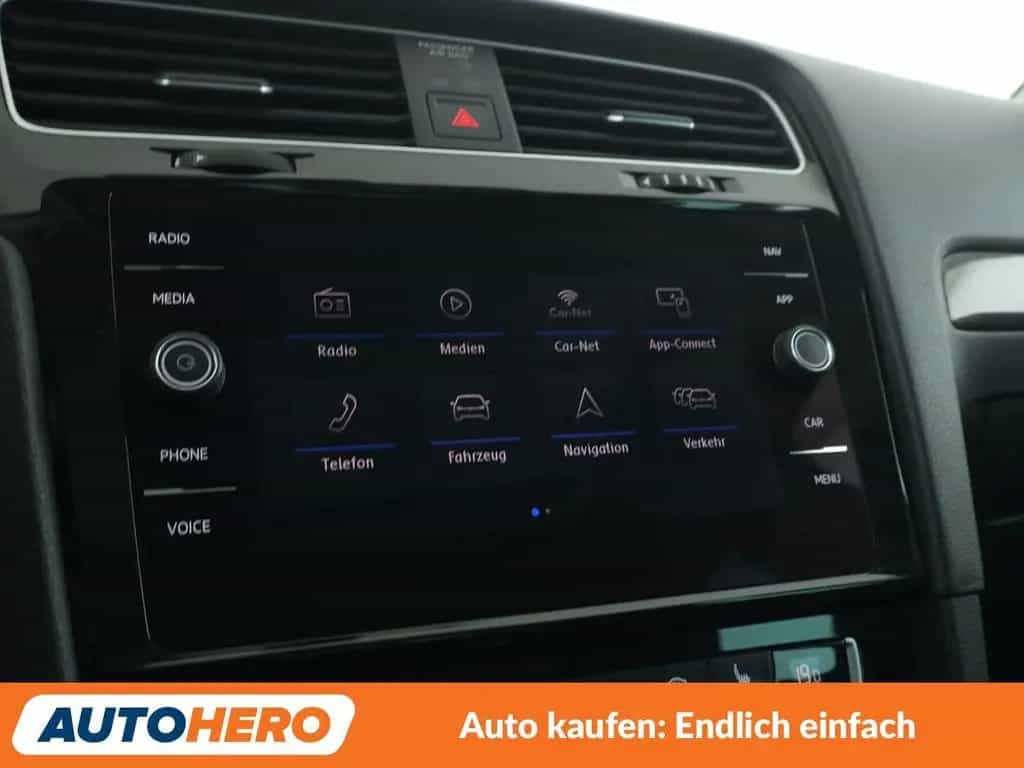 Volkswagen Golf VII 1.6 TDI Join Aut.*NAVI*ACC*PDC*SHZ*PANO 10/2018-photo-20