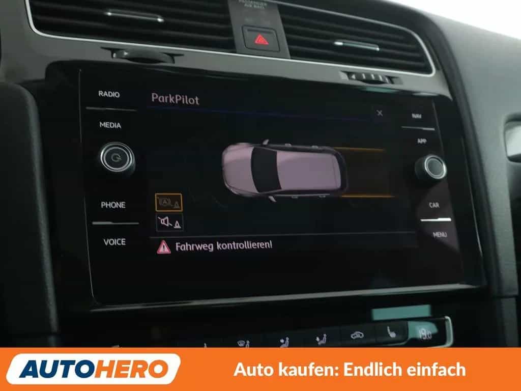 Volkswagen Golf VII 1.6 TDI Join Aut.*NAVI*ACC*PDC*SHZ*PANO 10/2018-photo-21