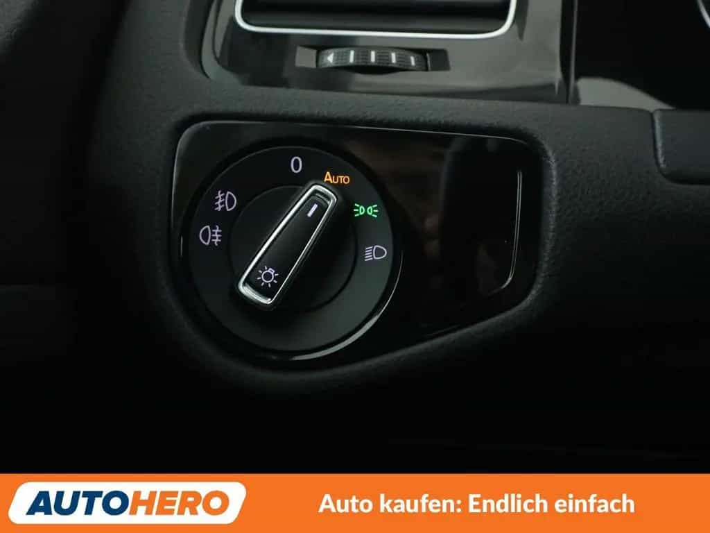 Volkswagen Golf VII 1.6 TDI Join Aut.*NAVI*ACC*PDC*SHZ*PANO 10/2018-photo-28