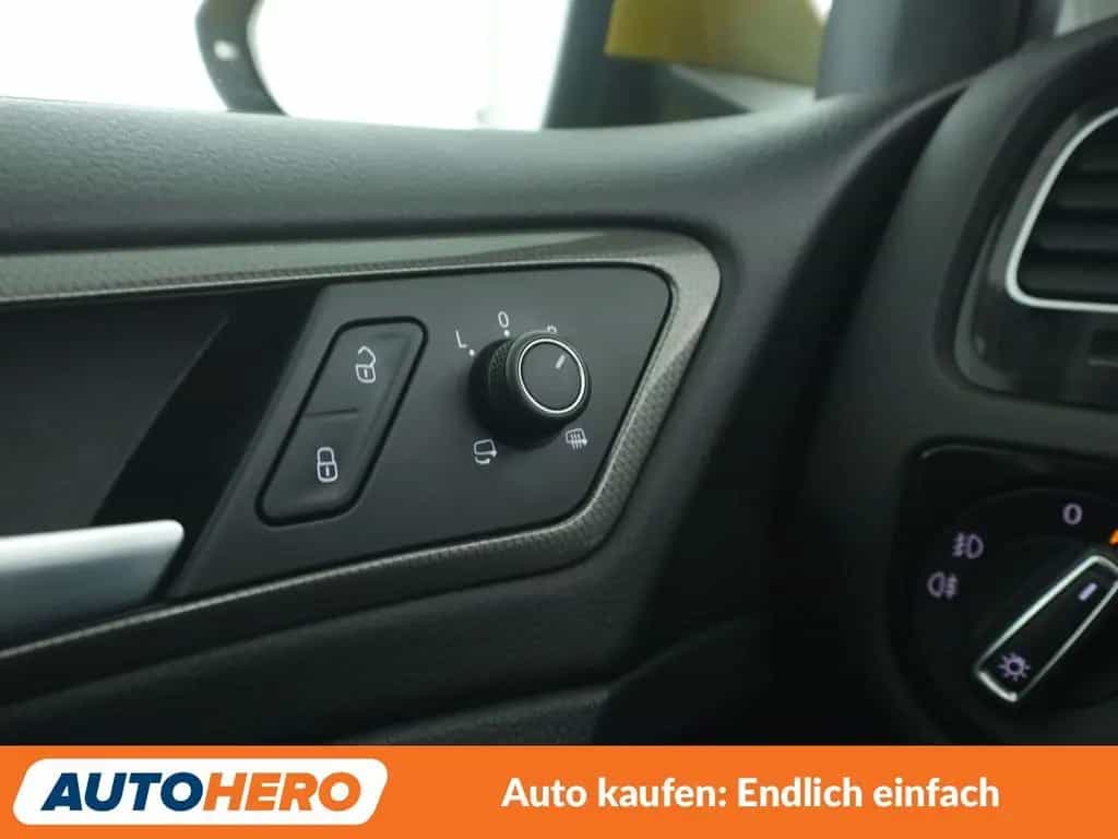 Volkswagen Golf VII 1.6 TDI Join Aut.*NAVI*ACC*PDC*SHZ*PANO 10/2018-photo-29