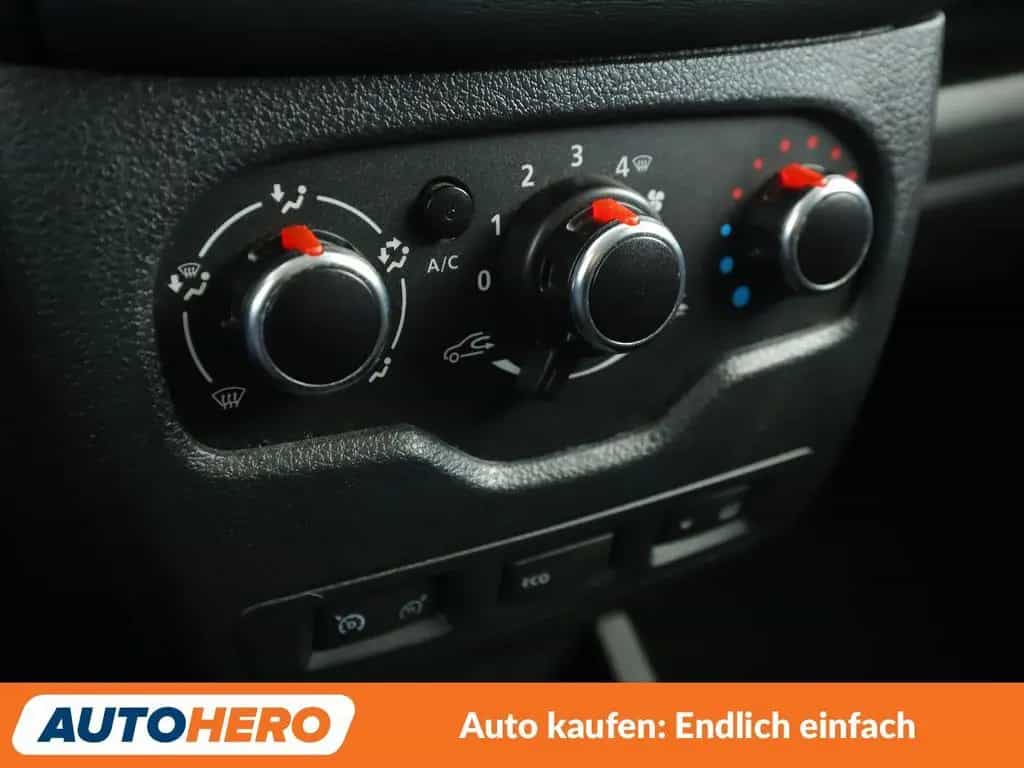 Dacia Lodgy 1.3 TCe Comfort*NAVI*TEMPO*PDC*SHZ*KLIMA* 11/2020-photo-21