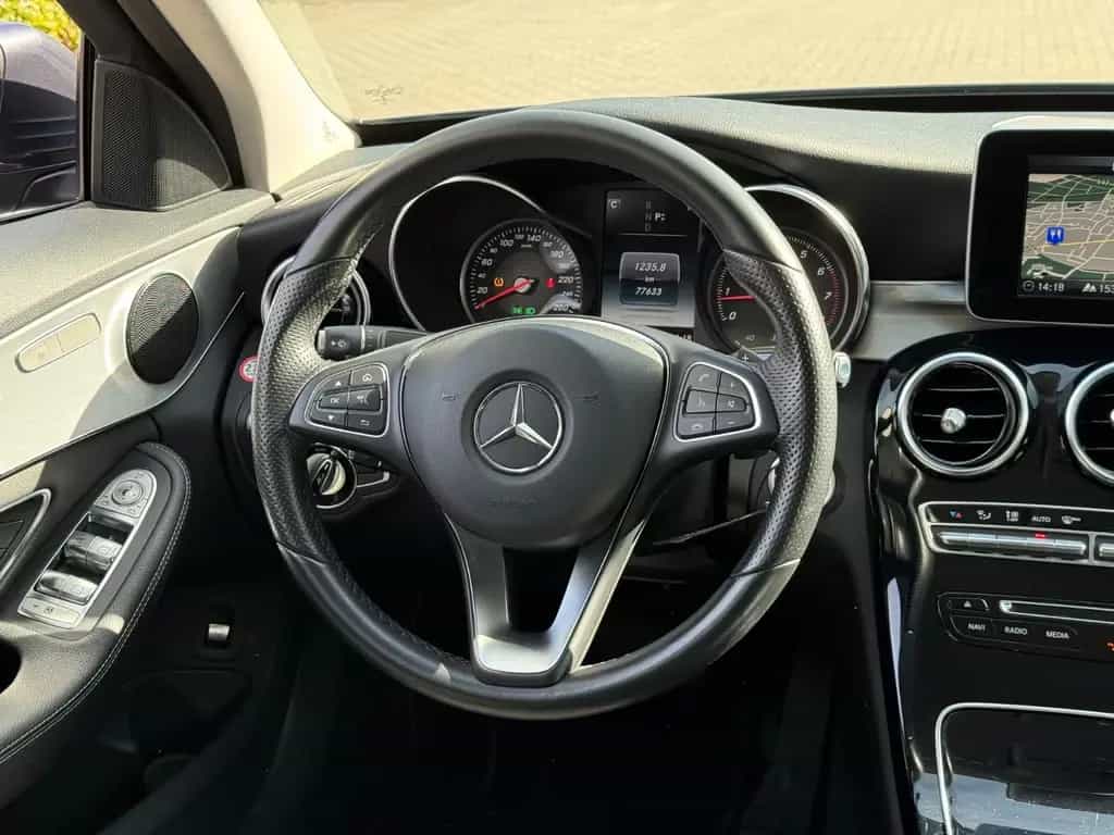 Mercedes-Benz C 180 CGI Avantgarde* Multibeam LED* Ambiente* 06/2016-photo-17