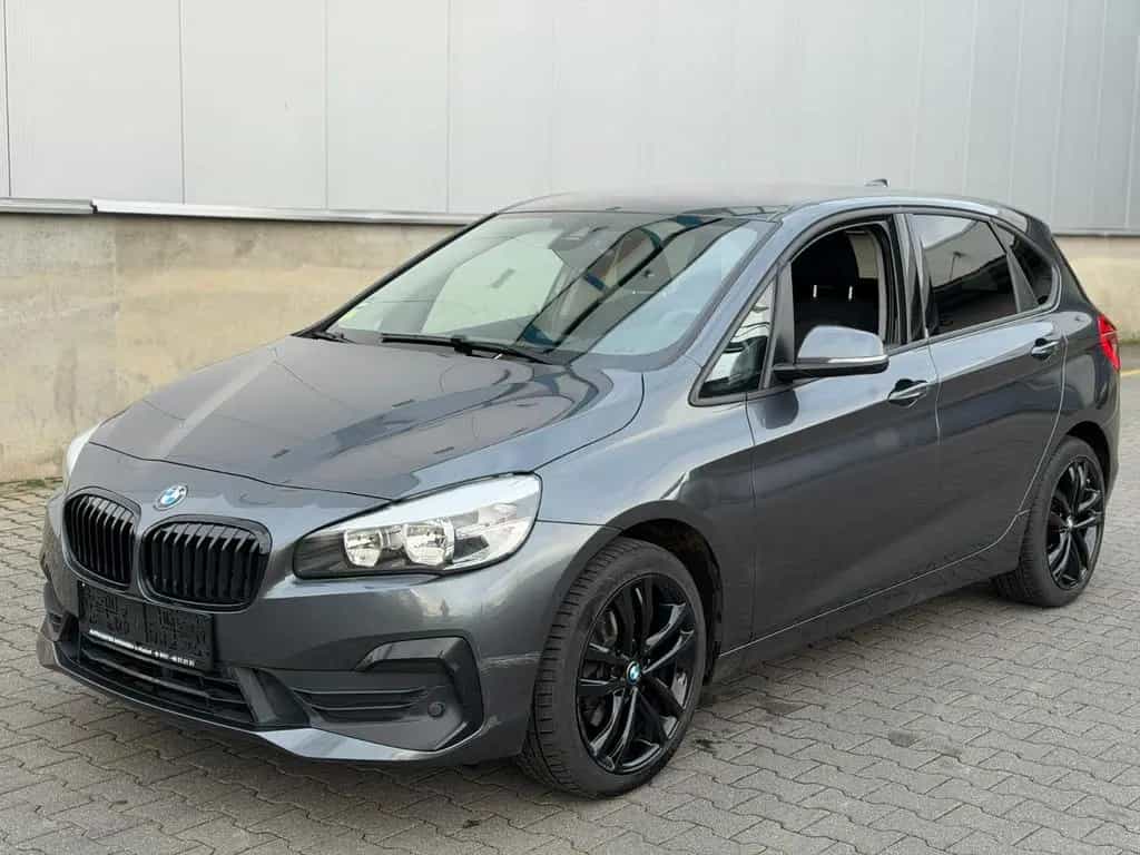 BMW 2 Series 220 d xDrive Advantage AHK. * wenig Km* Navi* 04/2018-photo-5