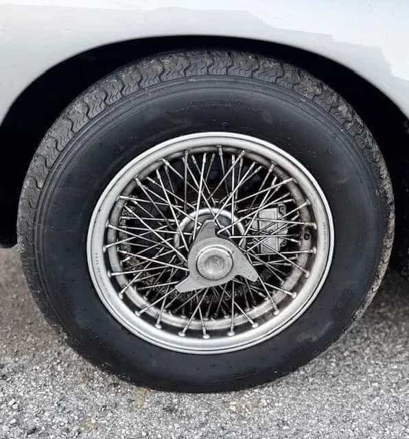 Aston Martin DB4 3.7 SUPERLEGGERA 08/1960-photo-4