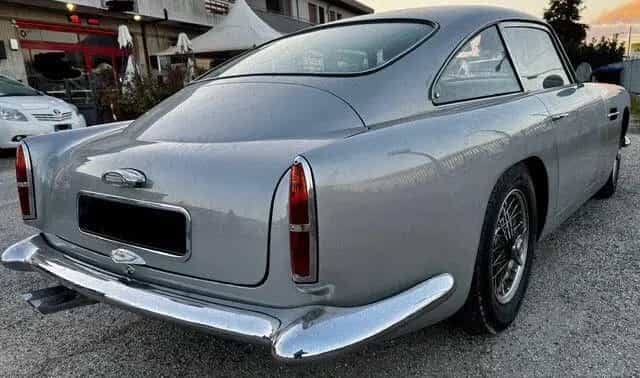 Aston Martin DB4 3.7 SUPERLEGGERA 08/1960-photo-6