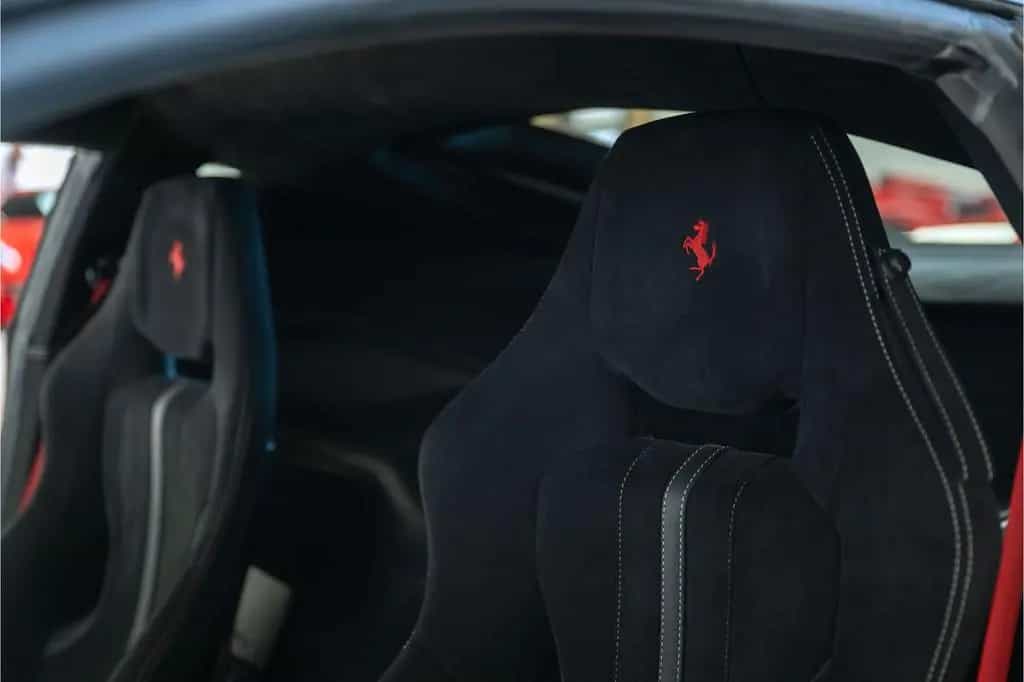 Ferrari F12 6.3 TDF HELE, Delivery Mileage, Full Carbon, 01/2017-photo-11