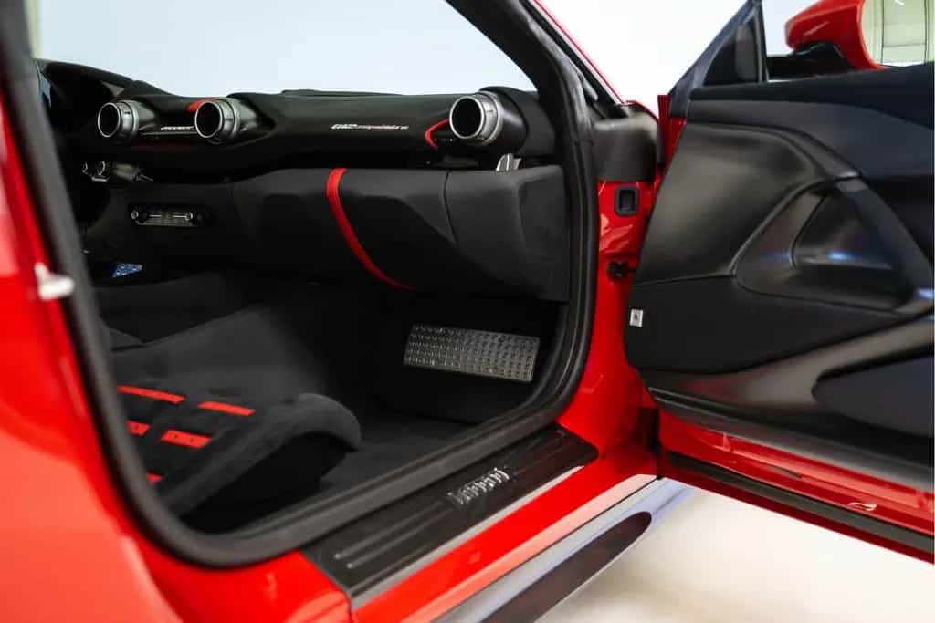 Ferrari 812 Competizione 6.5 V12, Rosso F1 2007, Carbon 01/2022-photo-22