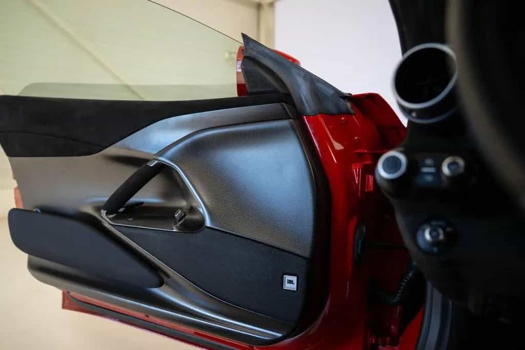 Ferrari 812 Competizione 6.5 V12, Rosso F1 2007, Carbon 01/2022-photo-5