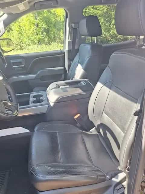 Chevrolet Silverado V8 5.3l LTZ Plus-Midnight Black Z71 04/2016-photo-4